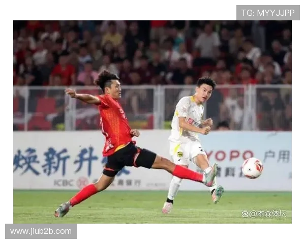 广东广州豹半场领先南通支云2-0